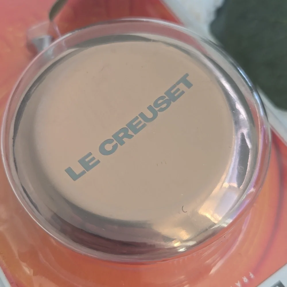 Le Creuset Copper Cookware Knob - Picture 4 of 7